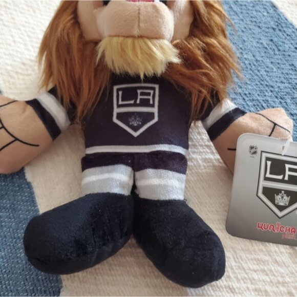 Official NHL Los Angeles Kings "Bailey" Plush Mascot 8" - Picture 3 of 7